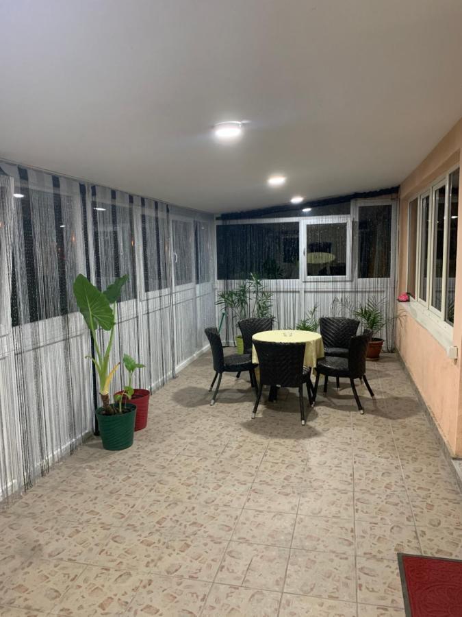 Motel Smek à Belgrade Extérieur photo