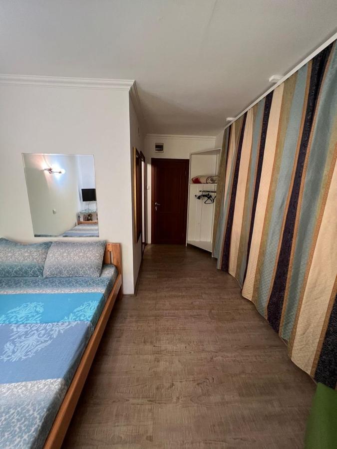 Motel Smek à Belgrade Extérieur photo