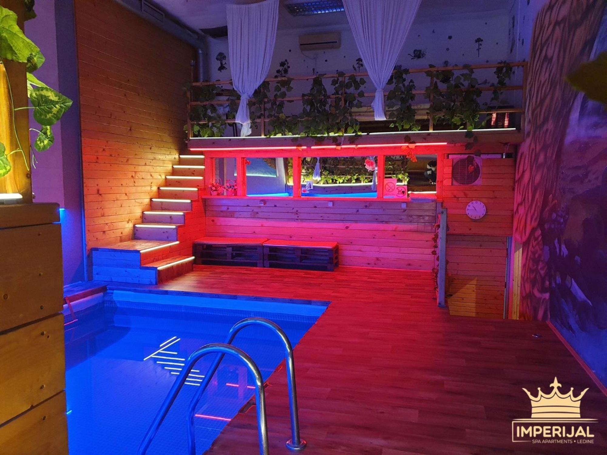 Motel Smek à Belgrade Extérieur photo